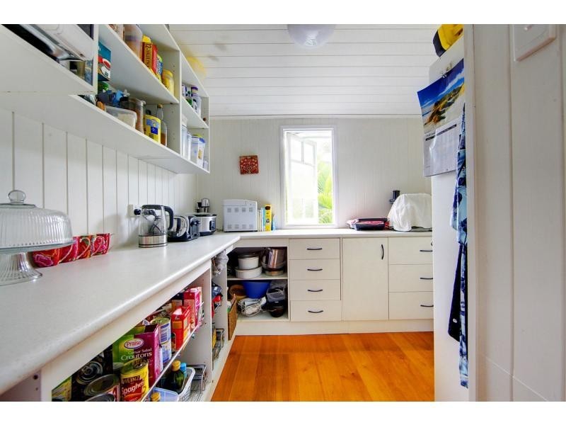 82 Robertson Street, Railway Estate QLD 4810