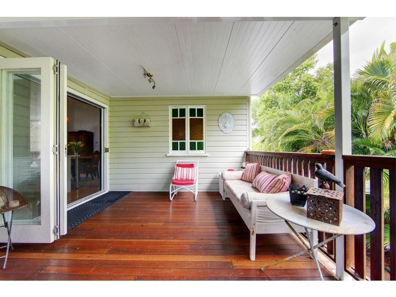 82 Robertson Street, Railway Estate QLD 4810