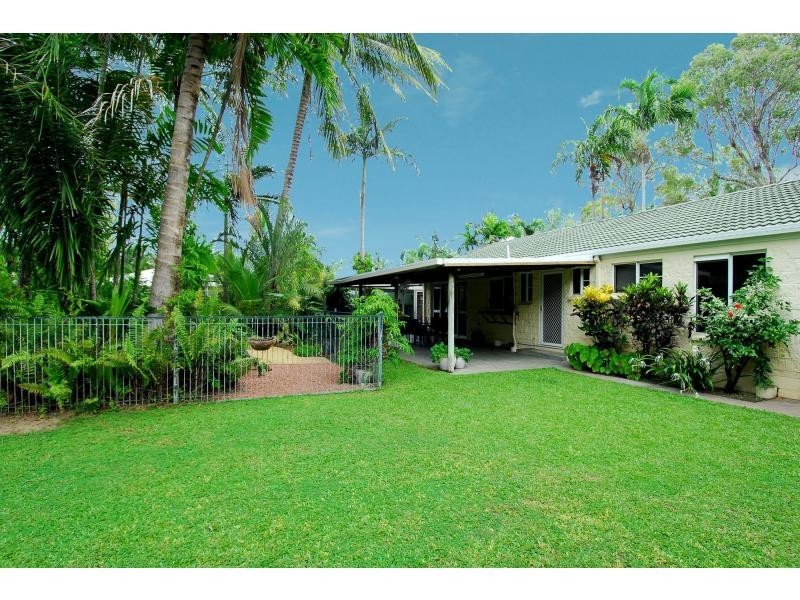 4 Macadamia Court, Bushland Beach QLD 4818