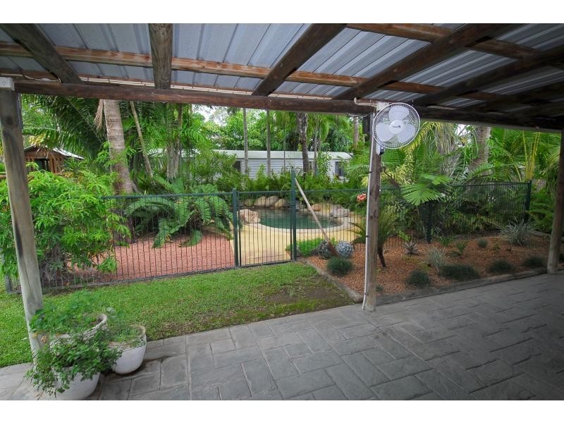4 Macadamia Court, Bushland Beach QLD 4818