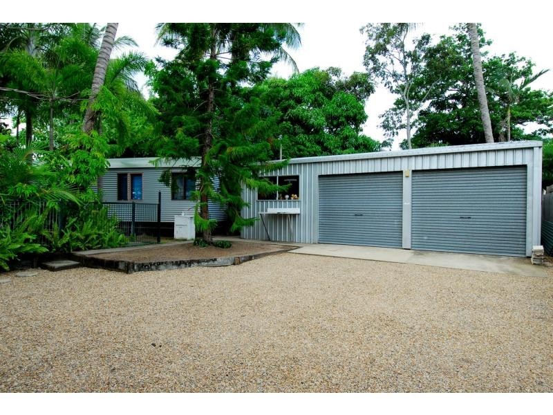 4 Macadamia Court, Bushland Beach QLD 4818