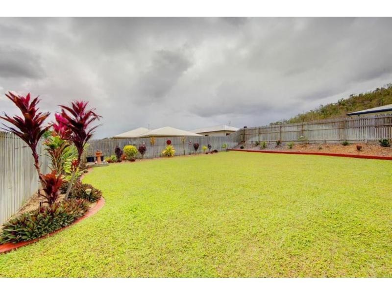 6 Montana Street, Oakdale Heights, Deeragun QLD 4818