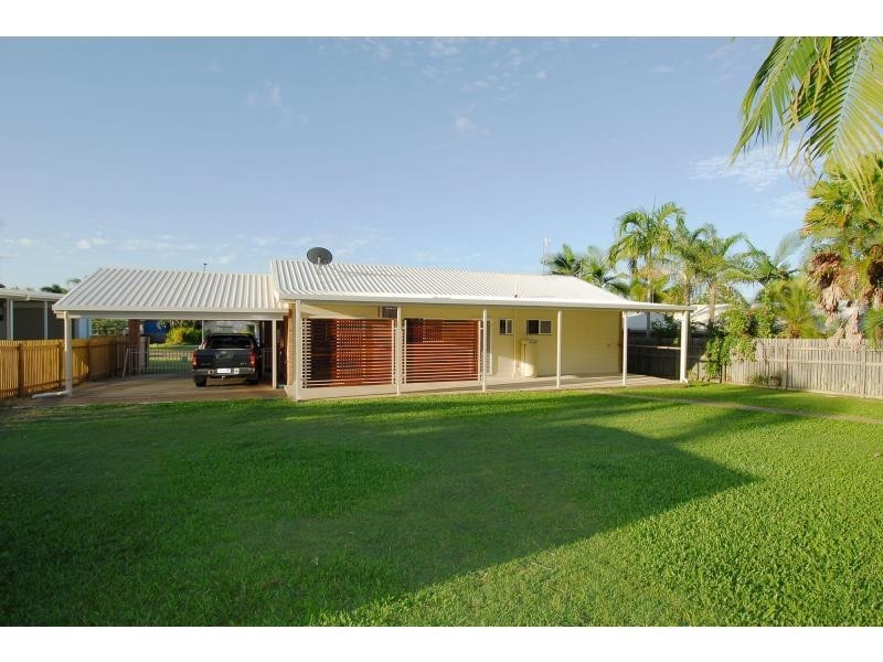 53 Rundle Street, Mount Louisa QLD 4814