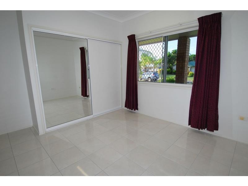 53 Rundle Street, Mount Louisa QLD 4814