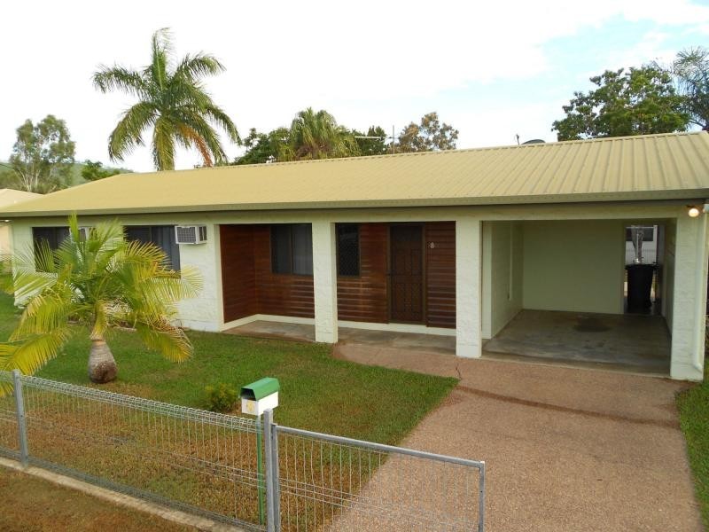 8 Champagne Court, Kelso QLD 4815