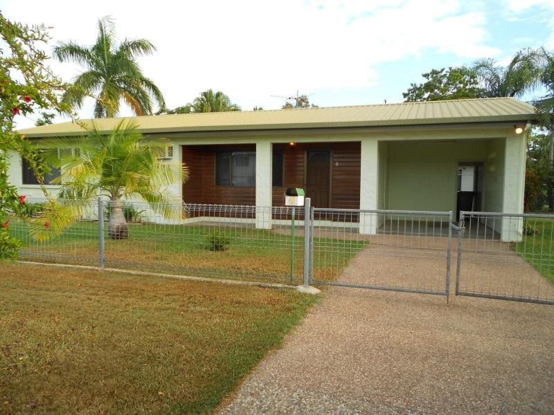 8 Champagne Court, Kelso QLD 4815