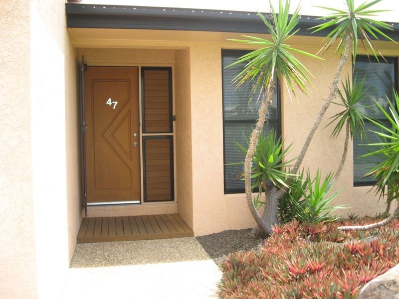 47 Estuary Parade, Douglas QLD 4814