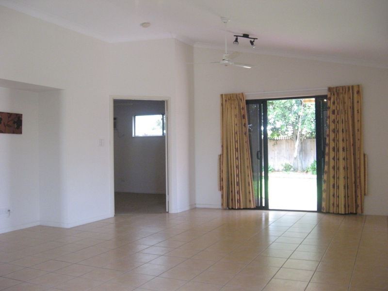 47 Estuary Parade, Douglas QLD 4814