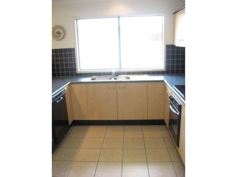 47 Estuary Parade, Douglas QLD 4814