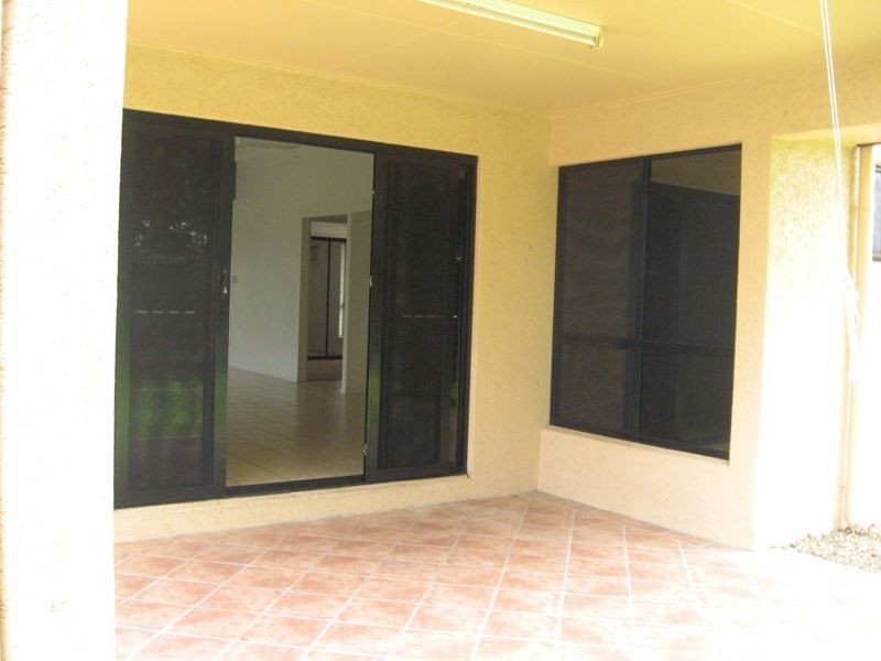 47 Estuary Parade, Douglas QLD 4814