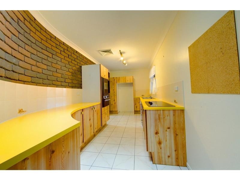 11 Rosecrans Avenue, Kirwan QLD 4817