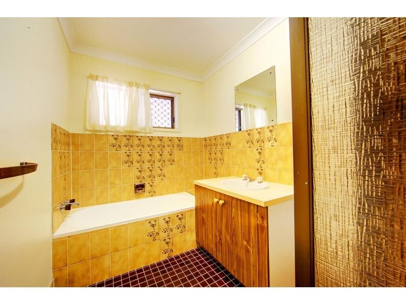 11 Rosecrans Avenue, Kirwan QLD 4817