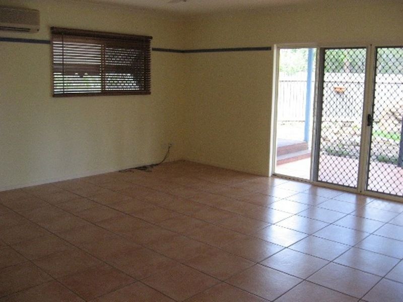 18 Southern Cross Circuit, Douglas QLD 4814