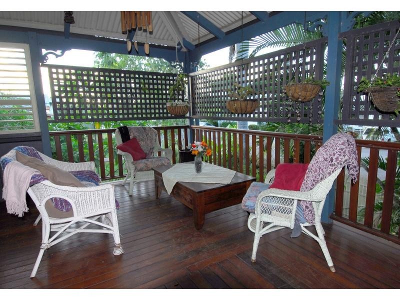 15 Clayton Street, Hermit Park QLD 4812