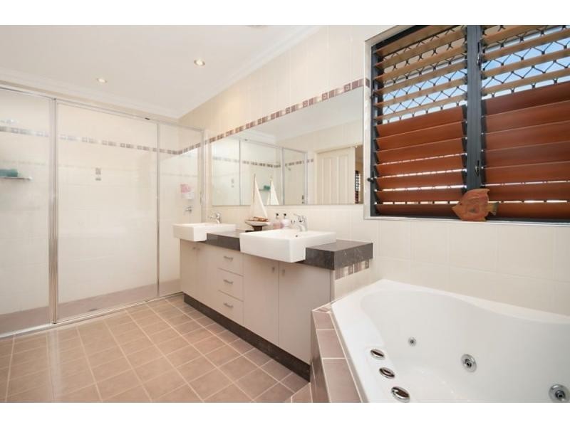 8 Friarbird Avenue, Bohle Plains QLD 4817