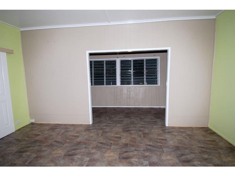 17 Fraser Avenue, Cranbrook QLD 4814