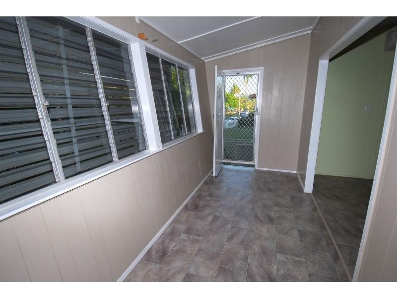 17 Fraser Avenue, Cranbrook QLD 4814