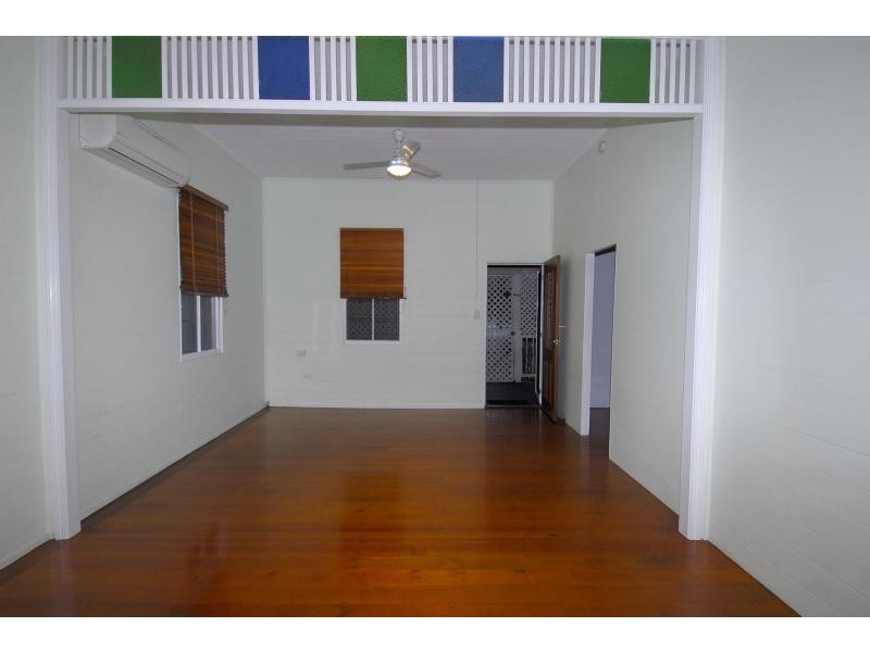 55 Perkins Street, South Townsville QLD 4810