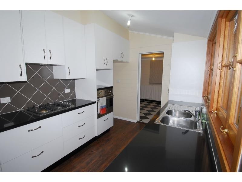 55 Perkins Street, South Townsville QLD 4810