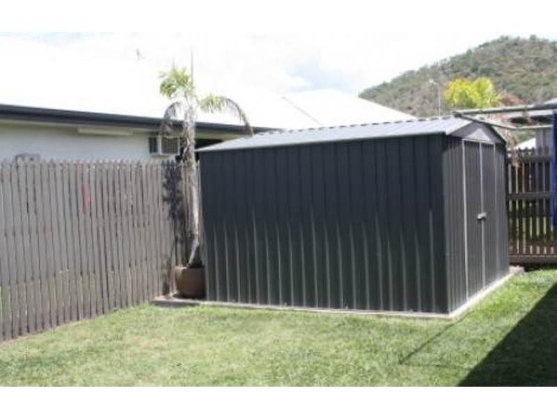 24 Tahlia Circuit, Mount Louisa QLD 4814