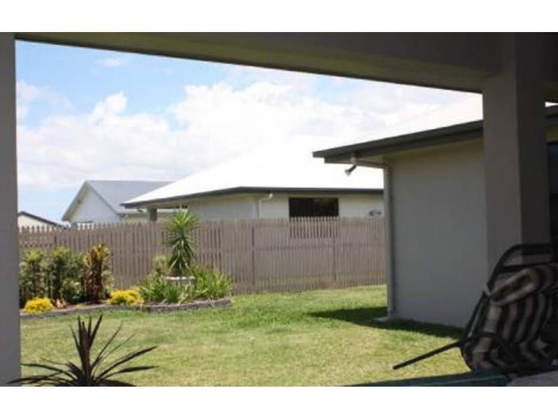 24 Tahlia Circuit, Mount Louisa QLD 4814