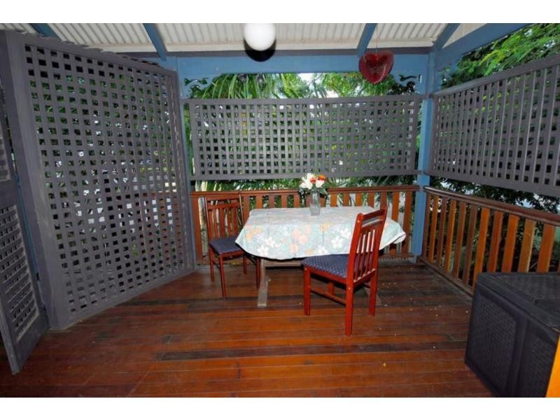 15 Clayton Street, Hermit Park QLD 4812