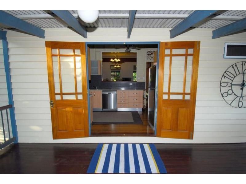 15 Clayton Street, Hermit Park QLD 4812