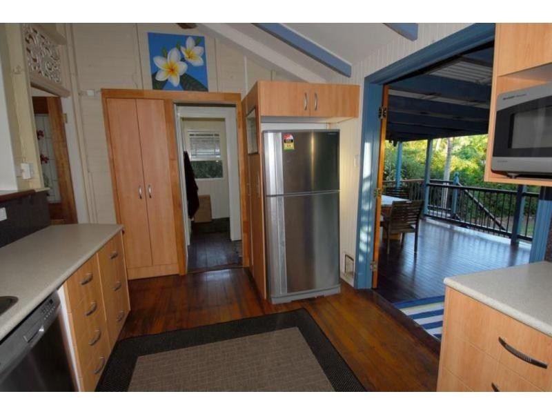 15 Clayton Street, Hermit Park QLD 4812