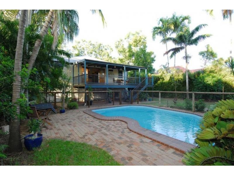 15 Clayton Street, Hermit Park QLD 4812