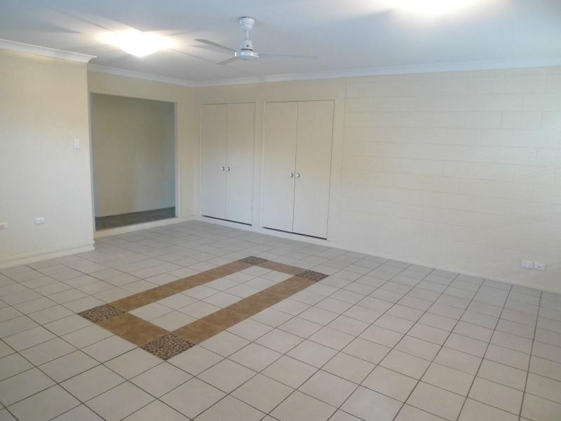 2 Crispin Court, Kirwan QLD 4817