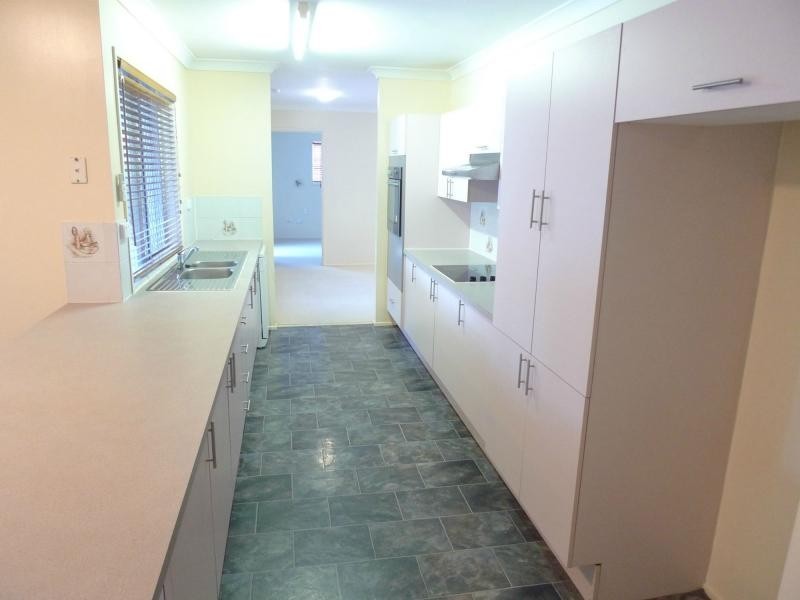 2 Crispin Court, Kirwan QLD 4817