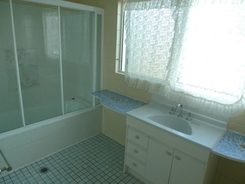 2 Crispin Court, Kirwan QLD 4817