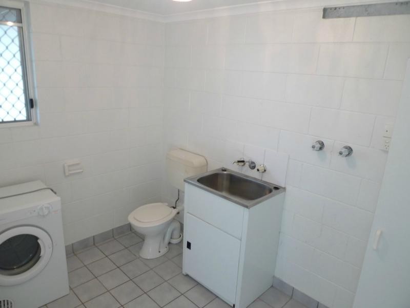 1/16 Marks Street, Hermit Park QLD 4812