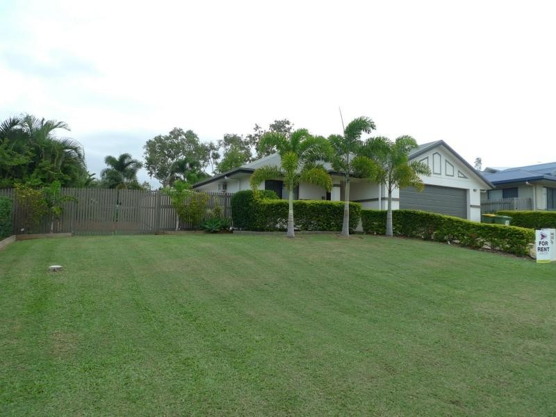 54 Riverbend Drive, Douglas QLD 4814