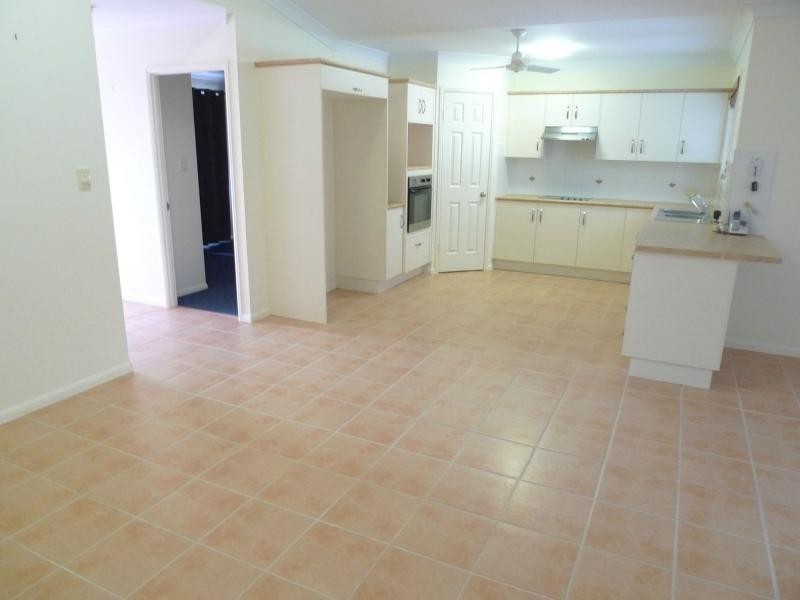 54 Riverbend Drive, Douglas QLD 4814