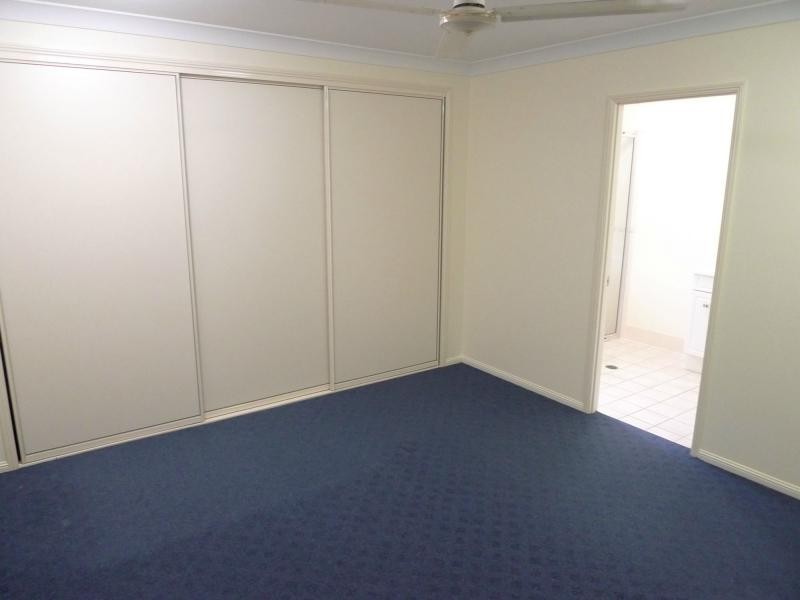 54 Riverbend Drive, Douglas QLD 4814