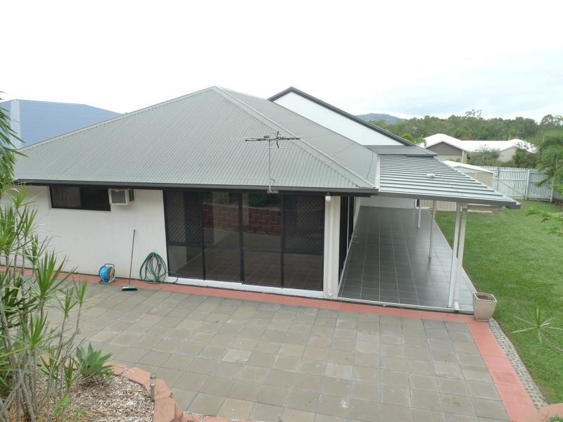 54 Riverbend Drive, Douglas QLD 4814