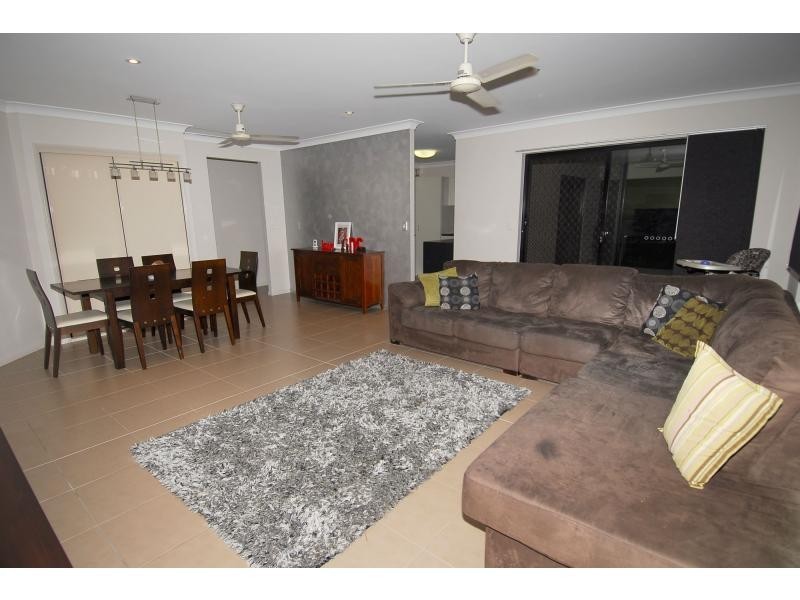 5 Lyrebird Lane, Kalynda Chase, Bohle Plains QLD 4817