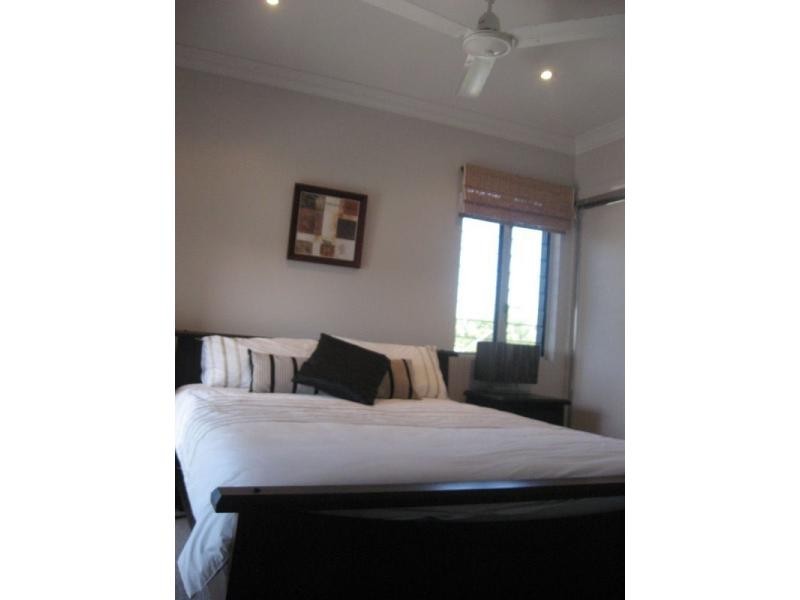 4/120 The Strand, North Ward QLD 4810