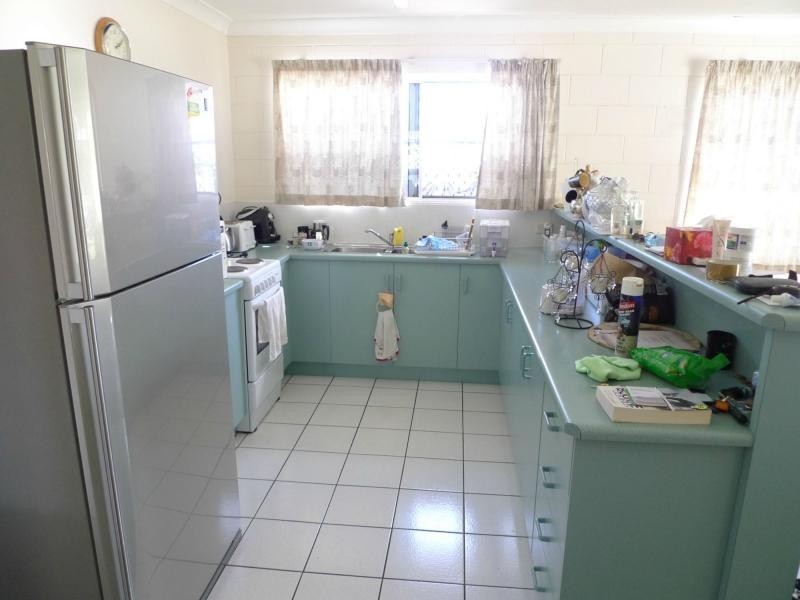 1/2a Ralston Street, West End QLD 4810