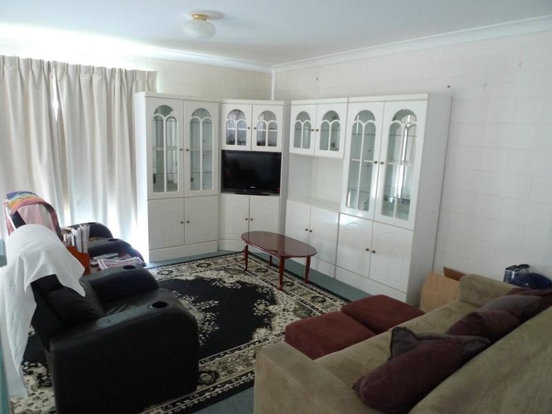 1/2a Ralston Street, West End QLD 4810