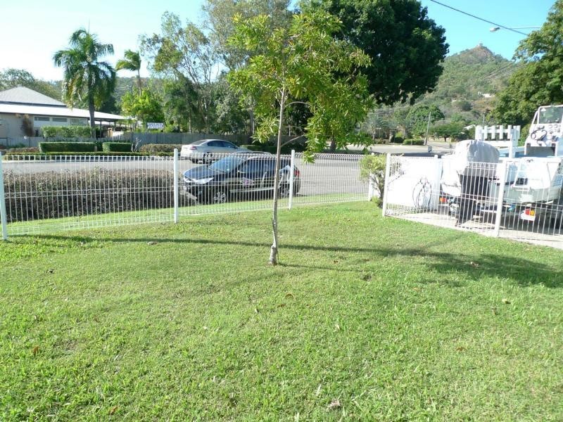 1/2a Ralston Street, West End QLD 4810