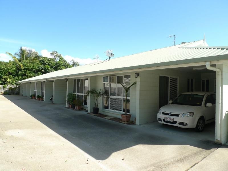 1/2a Ralston Street, West End QLD 4810