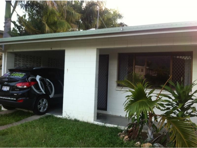 1/223 Pinnacle Drive, Rasmussen QLD 4815