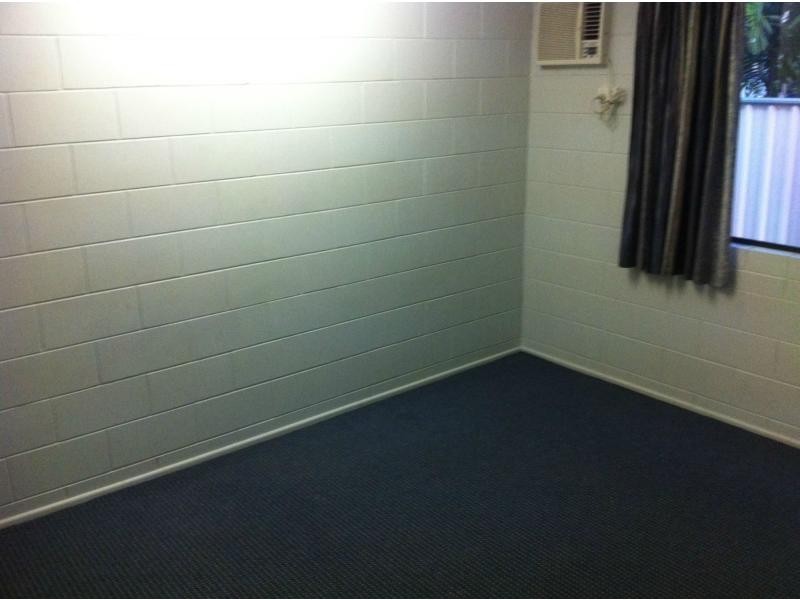 1/223 Pinnacle Drive, Rasmussen QLD 4815