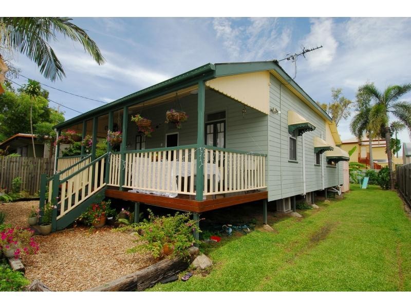 54 Davidson Street, South Townsville QLD 4810
