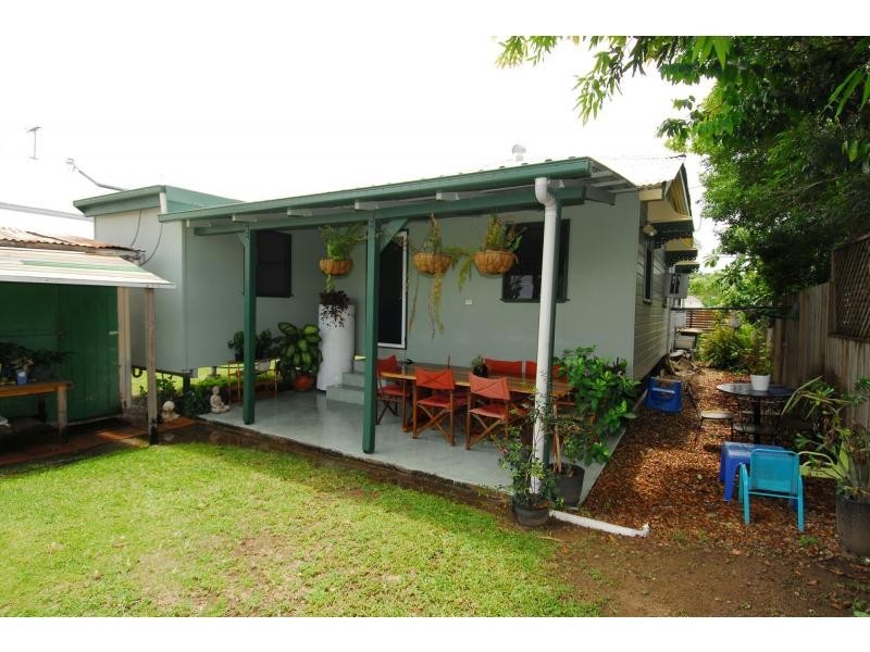 54 Davidson Street, South Townsville QLD 4810