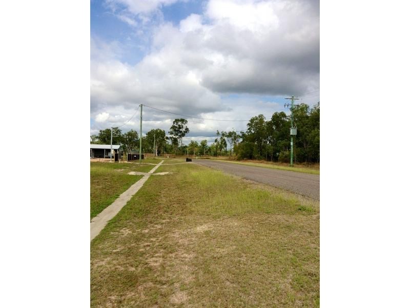 15-16 Topaz Close, Bluewater QLD 4818