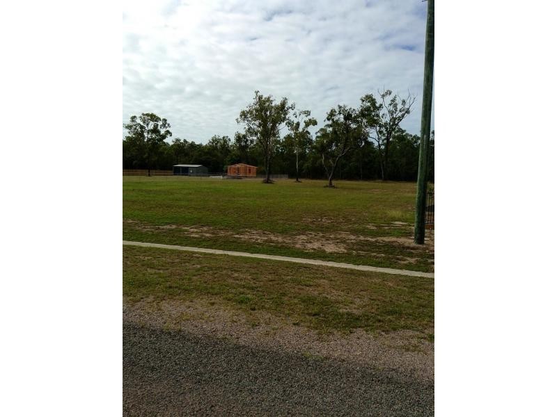 15-16 Topaz Close, Bluewater QLD 4818