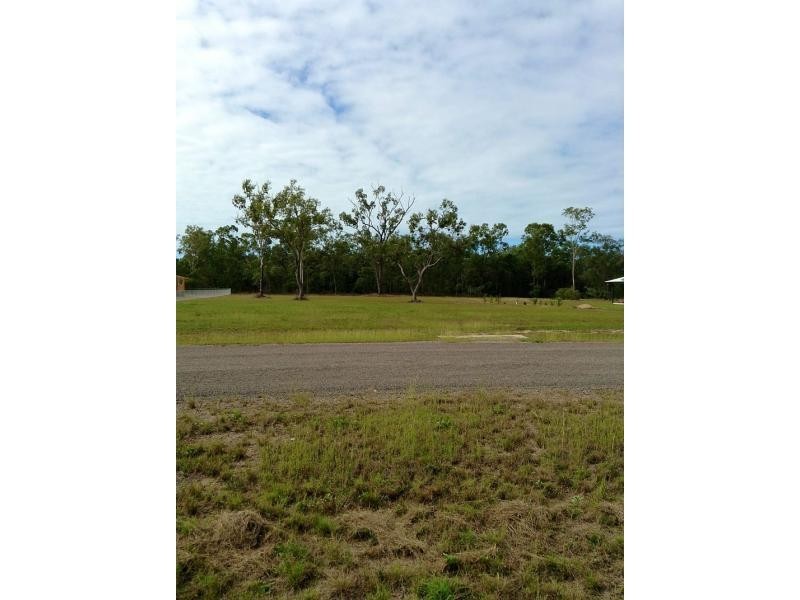 15-16 Topaz Close, Bluewater QLD 4818